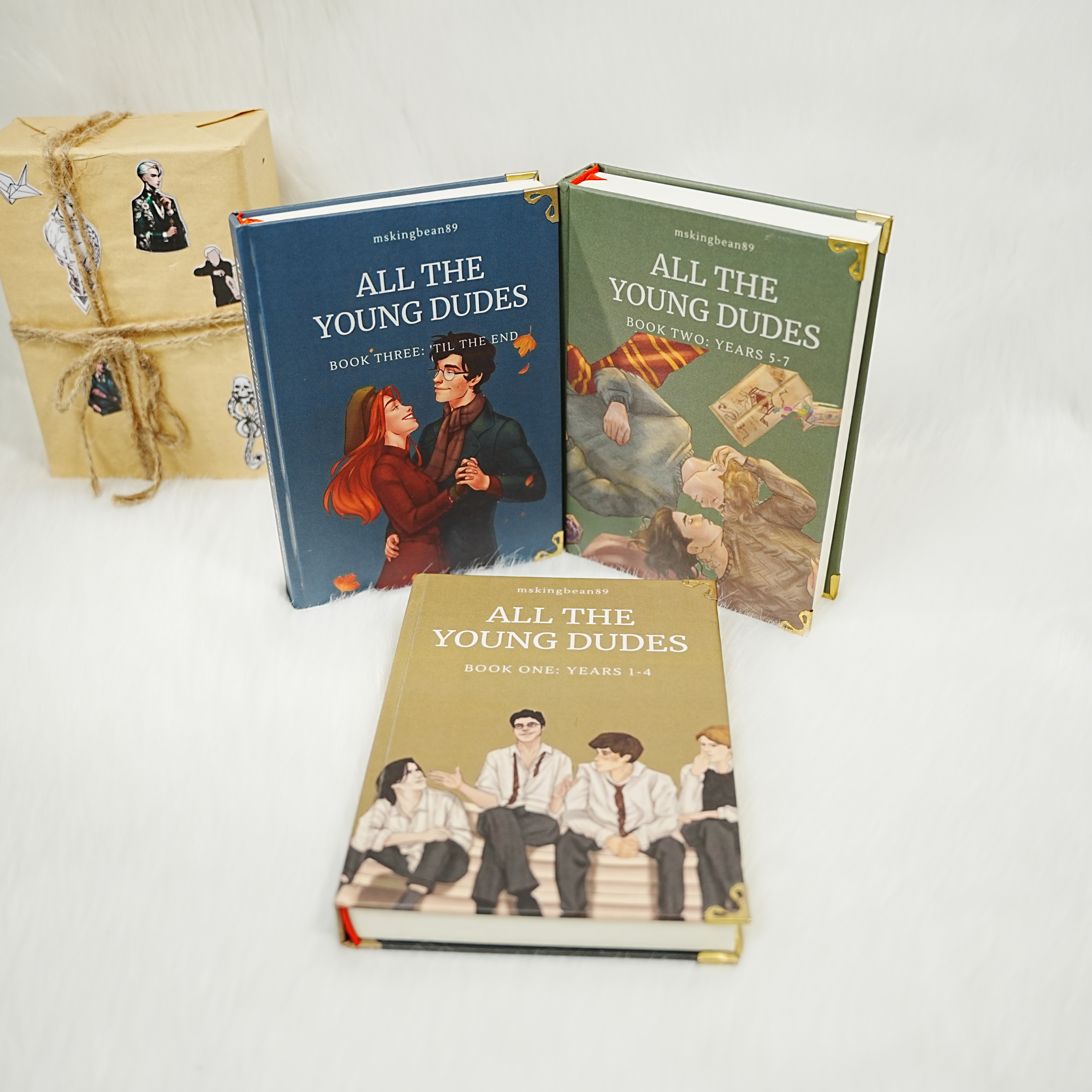 All The Young Dudes by MsKingBean89 – 3-Volume Deluxe Hardcover Set | A Beloved AO3 Fanfiction Collector’s Edition
